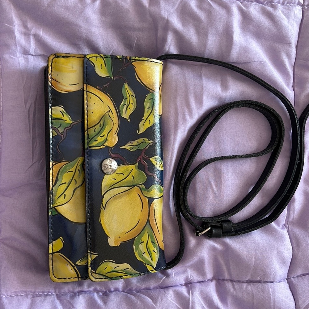 Patricia Nash Leather Balloi Positano Limon
Crossbody NWOT comes with Dustbag - Picture 2 of 8